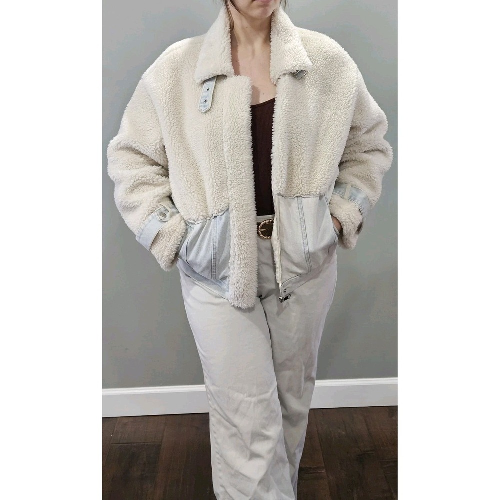 1980s Vintage Sherpa/ Washed Denim Coat  Buckles And Buttons‎ Size M